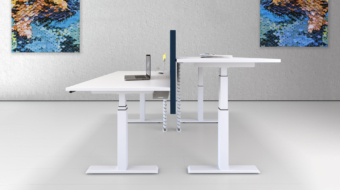 Oficina Ergonómica en Málaga. Mobiliario para oficina - mesa ajustable