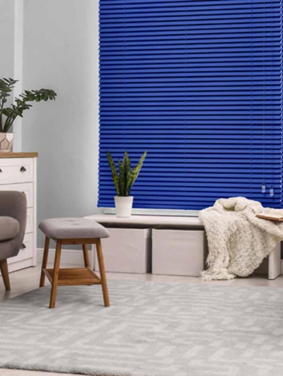 Muebles de Oficina en Málaga - cortinas venecianas